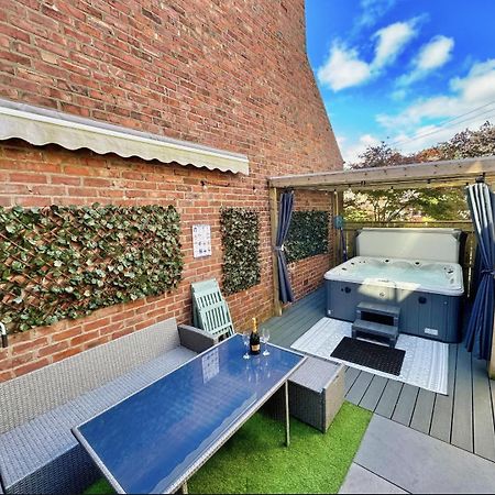Jesmond Hot Tub, Free Parking, Near Shops & Restaurants, Location 1M To City מראה חיצוני תמונה
