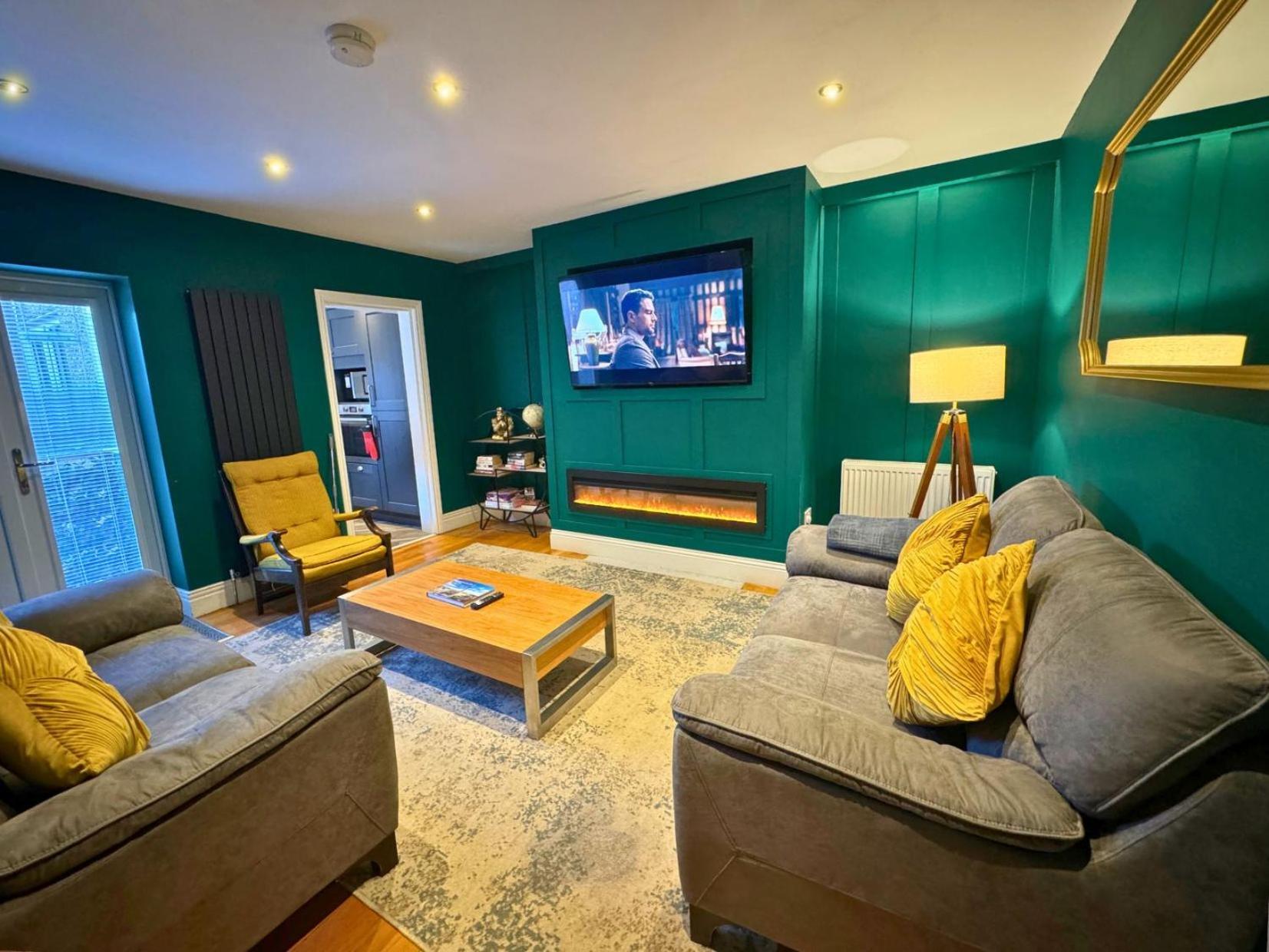Jesmond Hot Tub, Free Parking, Near Shops & Restaurants, Location 1M To City מראה חיצוני תמונה