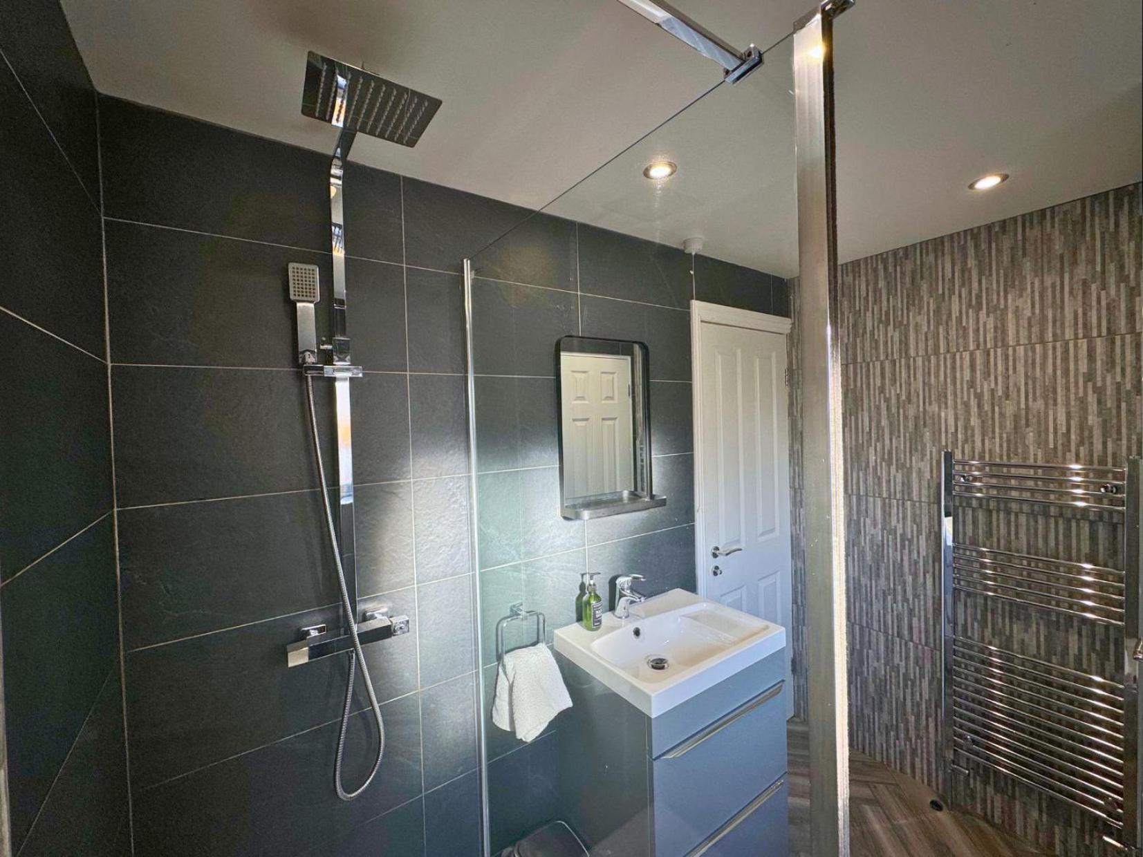Jesmond Hot Tub, Free Parking, Near Shops & Restaurants, Location 1M To City מראה חיצוני תמונה