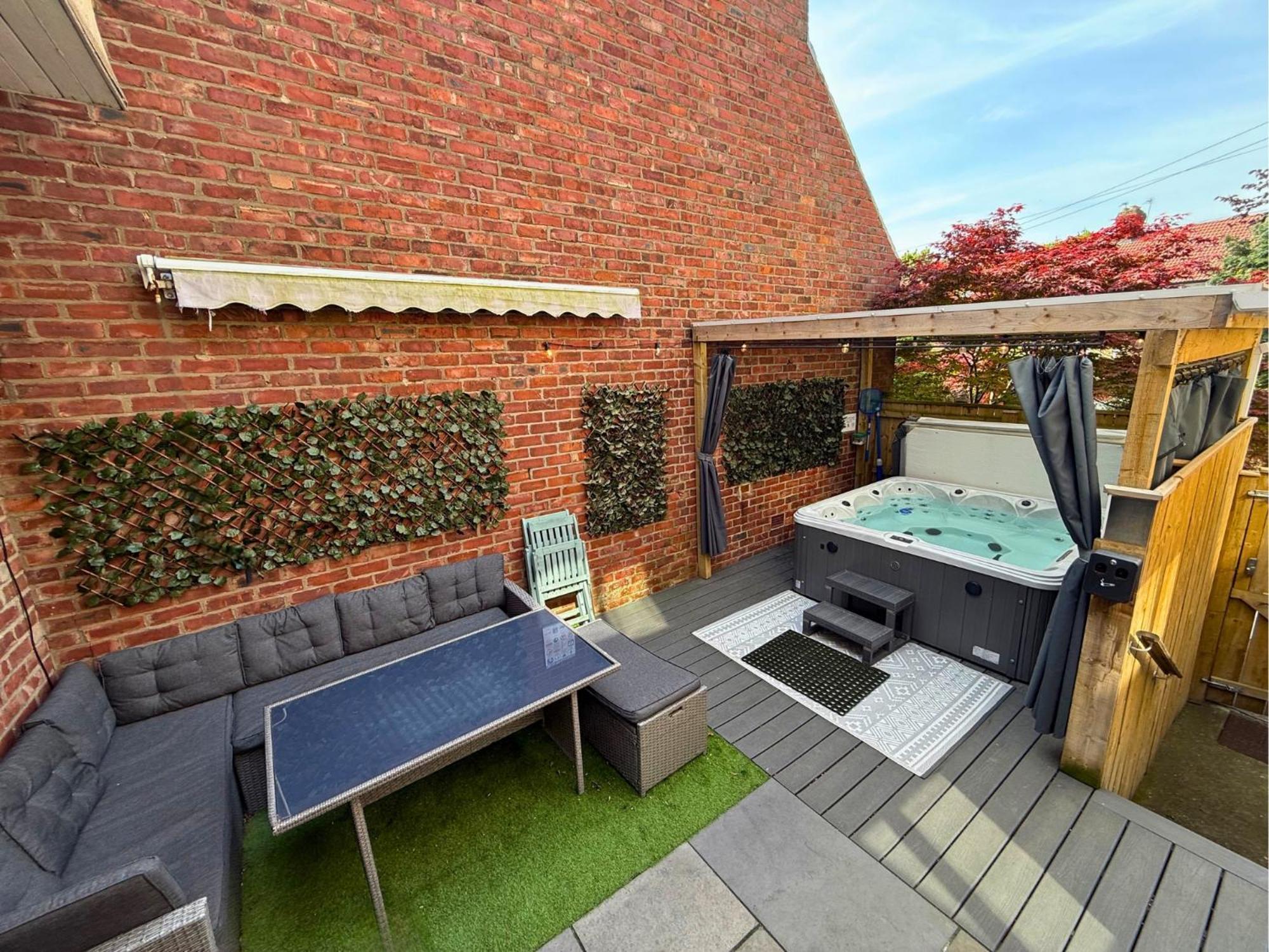 Jesmond Hot Tub, Free Parking, Near Shops & Restaurants, Location 1M To City מראה חיצוני תמונה